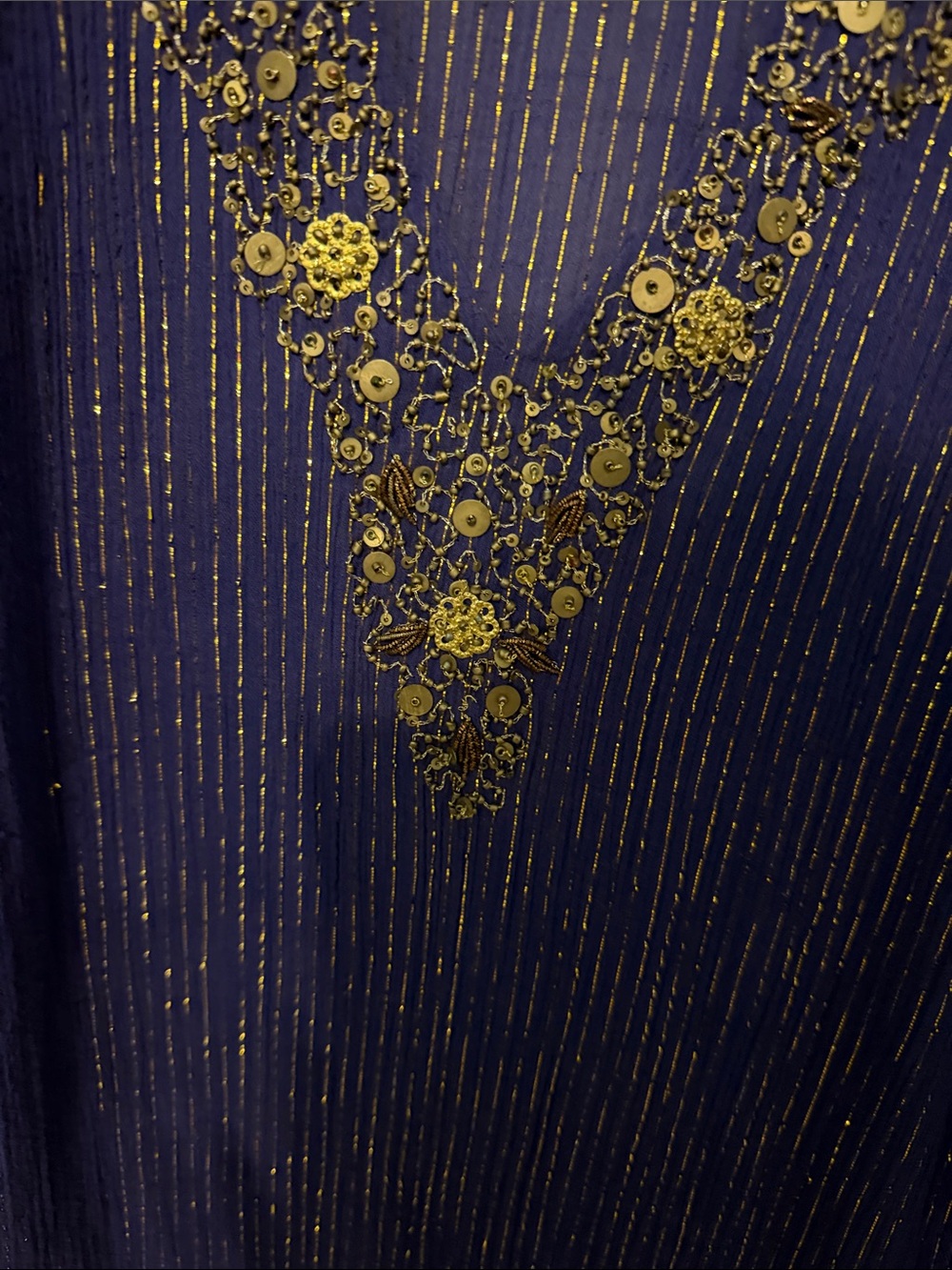 A. B. Lambdin Vintage Women's Beaded Embellished V-Neck Tunic in Royal Blue - Picture 4 of 9